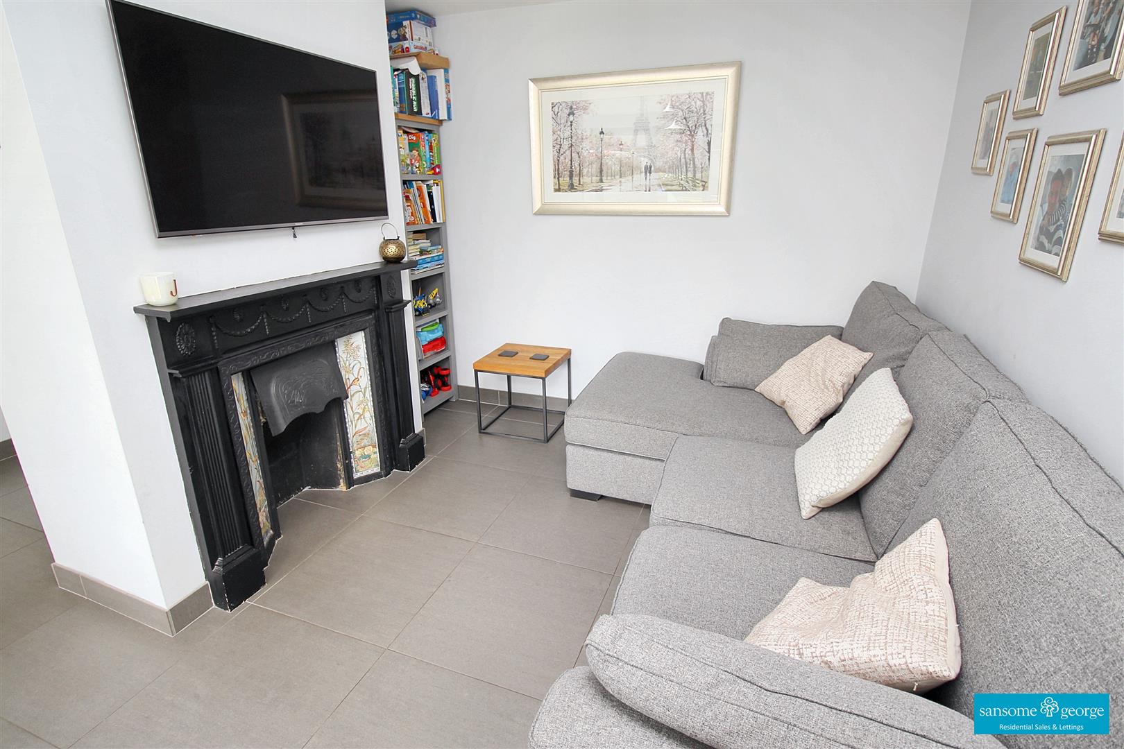 Westwood Road, Tilehurst, Reading
